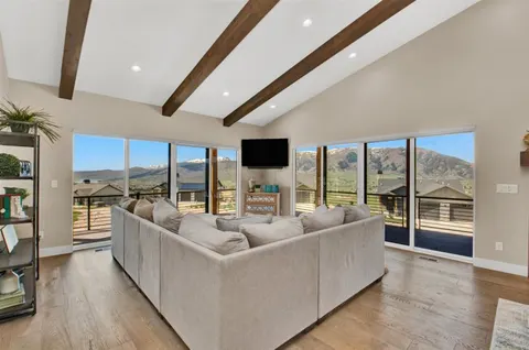 Utah Epic Mountain Retreat
