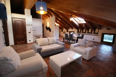 Attico Aquila - Short Rentals Italy