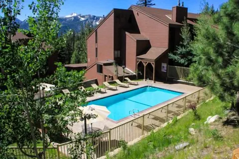 Mammoth Ski Racquet Club 129