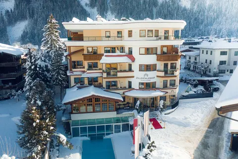 Alpine Hideaway ZILLERTALERHOF - 4 Sterne Superior
